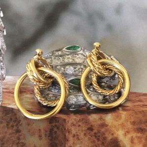 Vintage Trifari gold clips